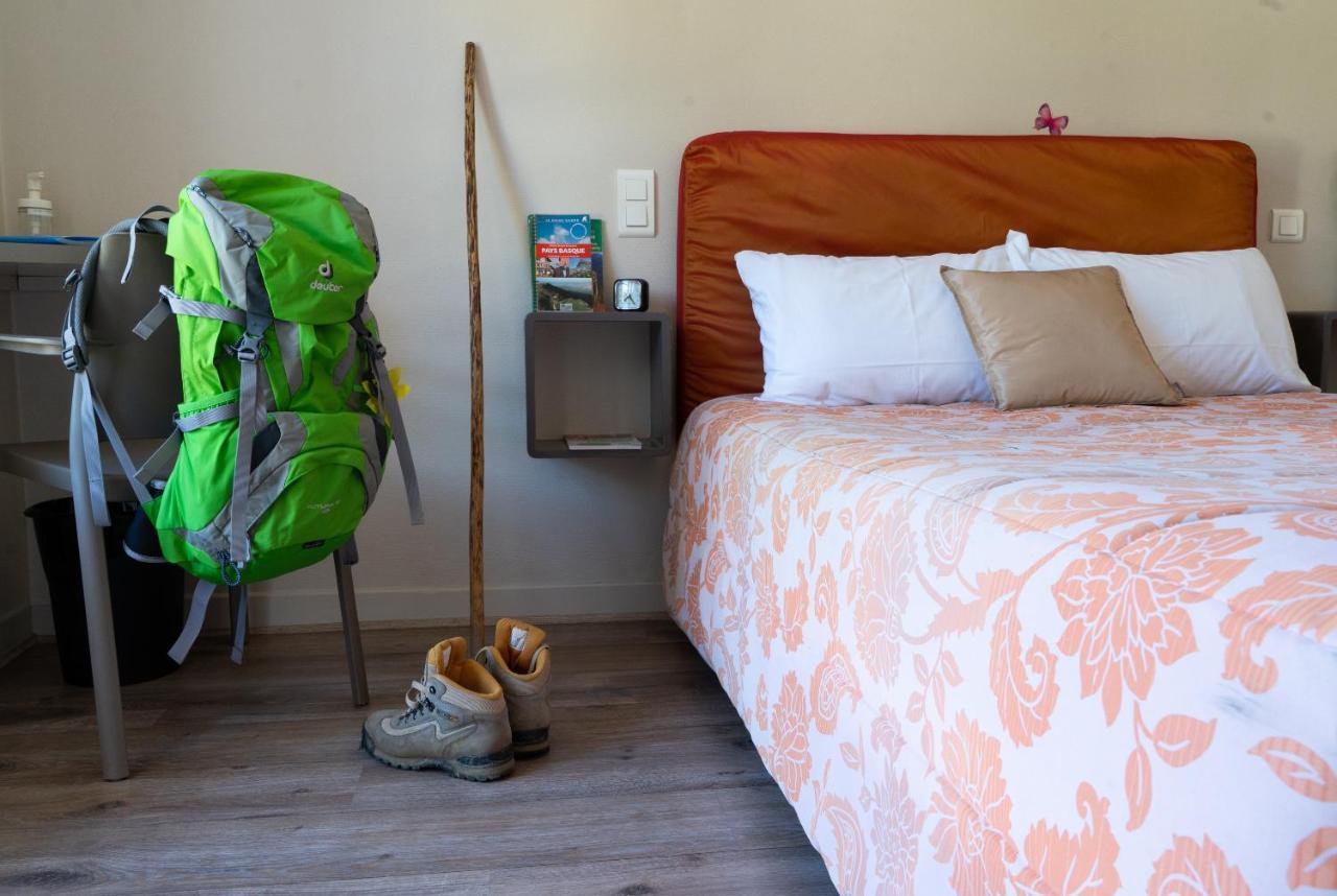 Hotel Juantorena サン・テティエンヌ・ド・バイゴリ エクステリア 写真