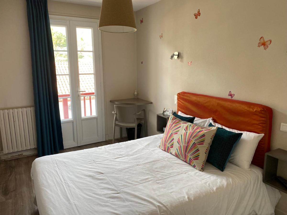 Hotel Juantorena サン・テティエンヌ・ド・バイゴリ エクステリア 写真