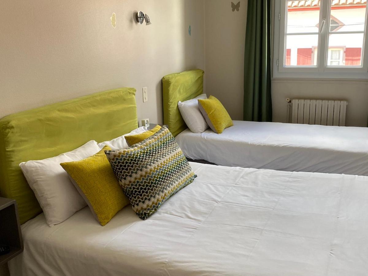 Hotel Juantorena サン・テティエンヌ・ド・バイゴリ エクステリア 写真